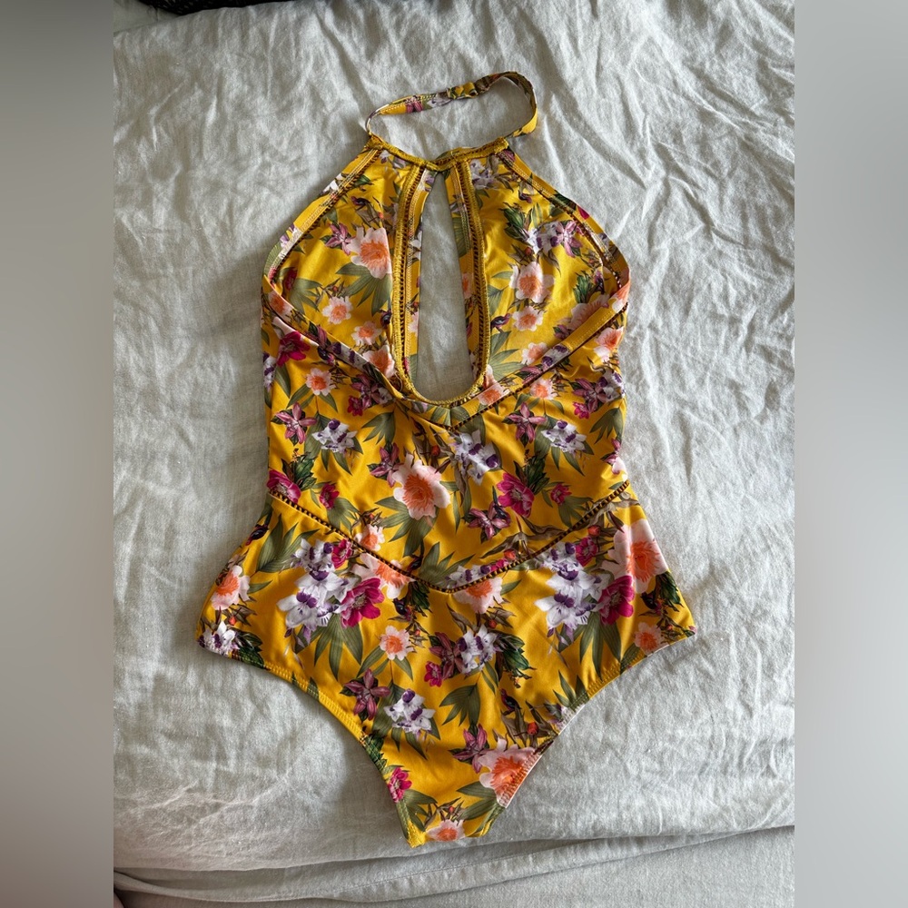 Beach Riot Yellow Floral One Piece - Picture 5 of 7
